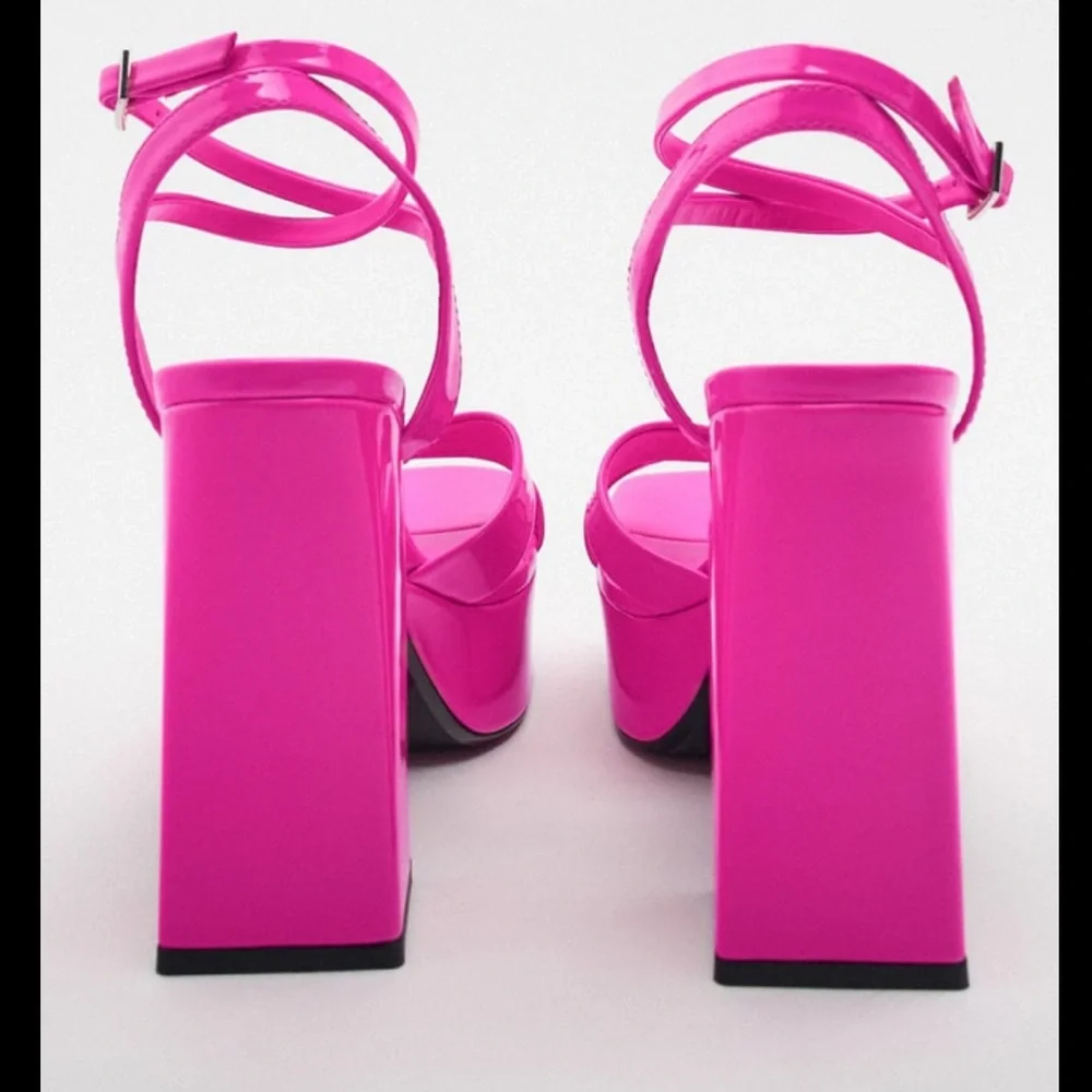 Zara strappy chunky heeled pink patent finish platforms sandals - Picture 3 of 7